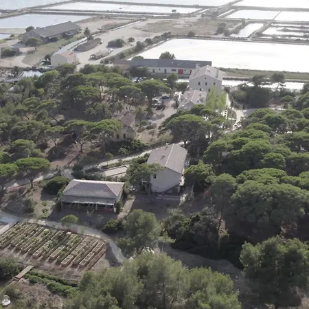 ホテル Le Hameau Des Pesquiers & Spa, Curio Collection By Hilton 5*