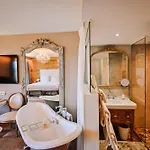 Le Hameau Des Pesquiers & Spa, Curio Collection By Hilton Hyères
