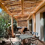 Le Hameau Des Pesquiers & Spa, Curio Collection By Hilton Отель Йер