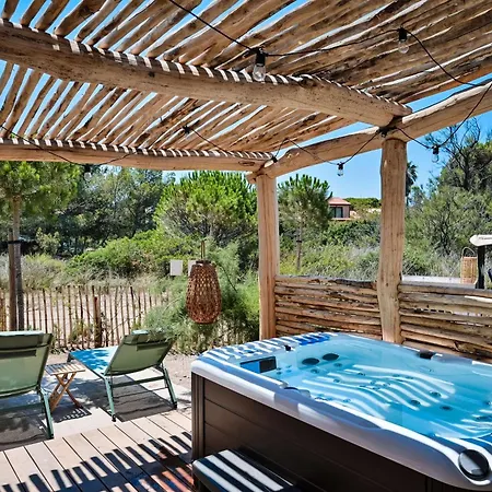 Le Hameau Des Pesquiers & Spa, Curio Collection By Hilton Hotel Hyères