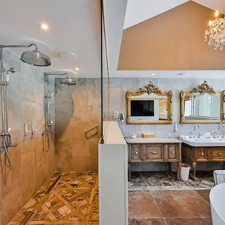 Hotel Le Hameau Des Pesquiers & Spa, Curio Collection By Hilton
