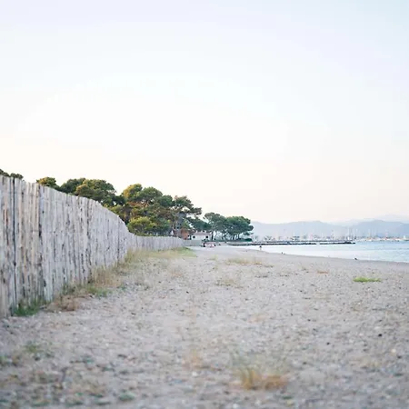 Le Hameau Des Pesquiers Ecolodge&spa, Curio Collection By Hilton 5*