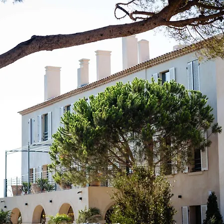 Le Hameau Des Pesquiers & Spa, Curio Collection By Hilton Otel Hyères