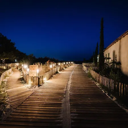 Hotel Le Hameau Des Pesquiers & Spa, Curio Collection By Hilton Hyeres
