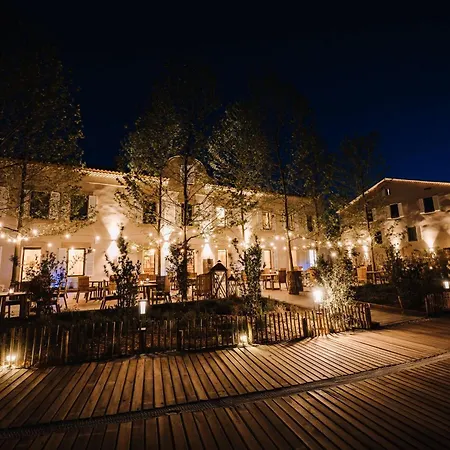 Le Hameau Des Pesquiers & Spa, Curio Collection By Hilton 5* 耶尔