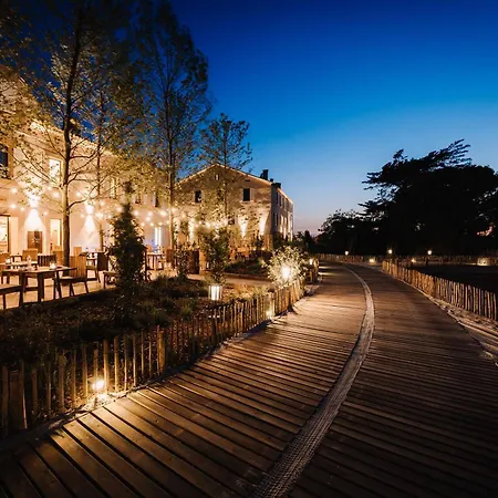 Le Hameau Des Pesquiers Ecolodge&spa, Curio Collection By Hilton Hotel