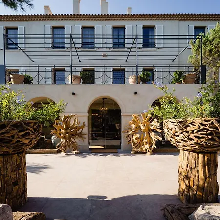 Hotel Le Hameau Des Pesquiers & Spa, Curio Collection By Hilton 5*