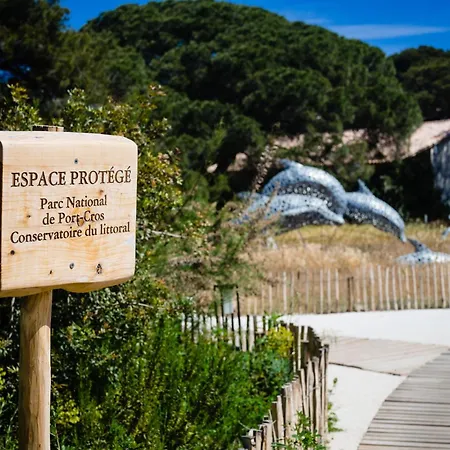 Le Hameau Des Pesquiers & Spa, Curio Collection By Hilton 酒店 5*