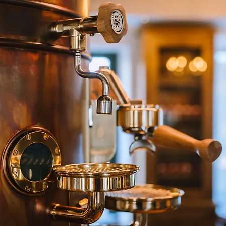 Le Hameau Des Pesquiers & Spa, Curio Collection By Hilton 5* Hyères