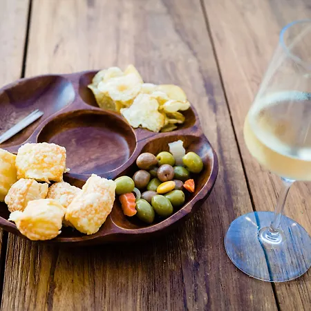 Hotel Le Hameau Des Pesquiers Ecolodge&spa, Curio Collection By Hilton