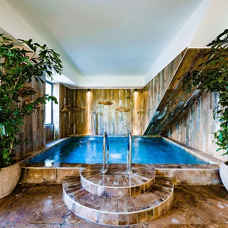 Le Hameau Des Pesquiers & Spa, Curio Collection By Hilton 5* 耶尔