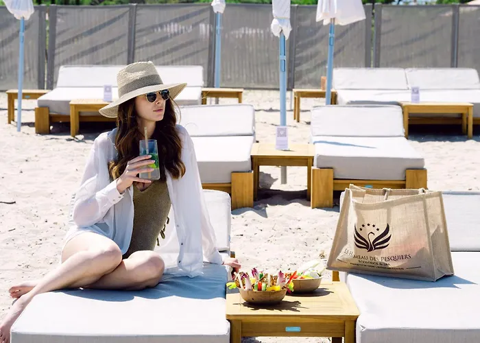 Le Hameau Des Pesquiers & Spa, Curio Collection By Hilton