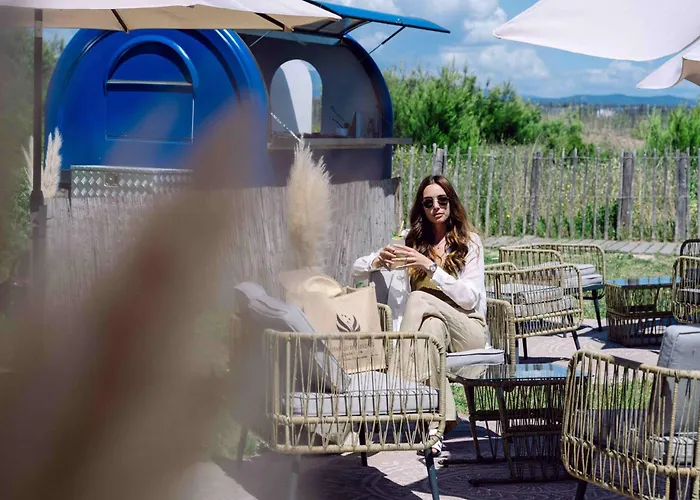 Le Hameau Des Pesquiers & Spa, Curio Collection By Hilton Єр