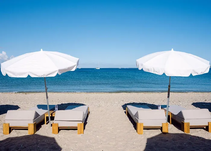 Le Hameau Des Pesquiers & Spa, Curio Collection By Hilton Hotel Hyeres