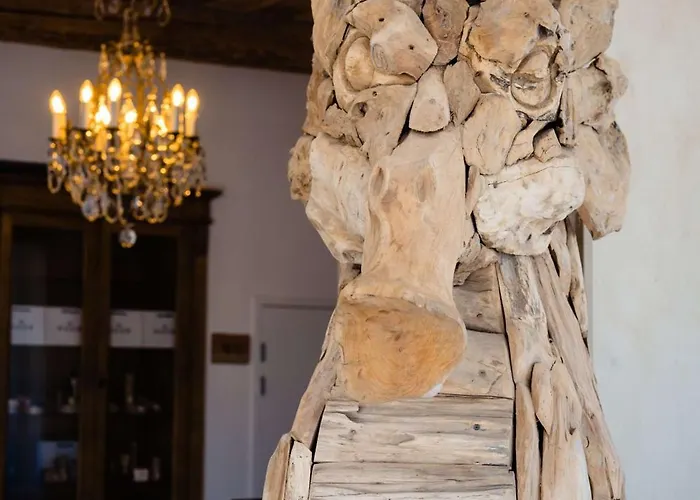 Le Hameau Des Pesquiers & Spa, Curio Collection By Hilton 5* Єр