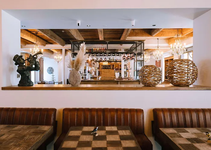 Le Hameau Des Pesquiers & Spa, Curio Collection By Hilton Готель