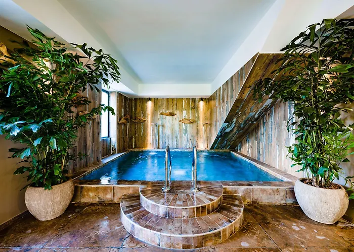 Le Hameau Des Pesquiers & Spa, Curio Collection By Hilton 5* Hyeres